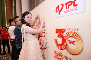 dai-ly-dong-hanh-cung-tpc-30-nam