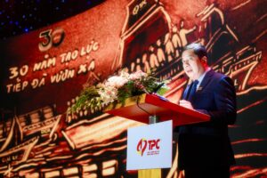 Chủ tịch TPC Trần Văn Chen phát biểu tại Gala Tri Ân Đồng Hành